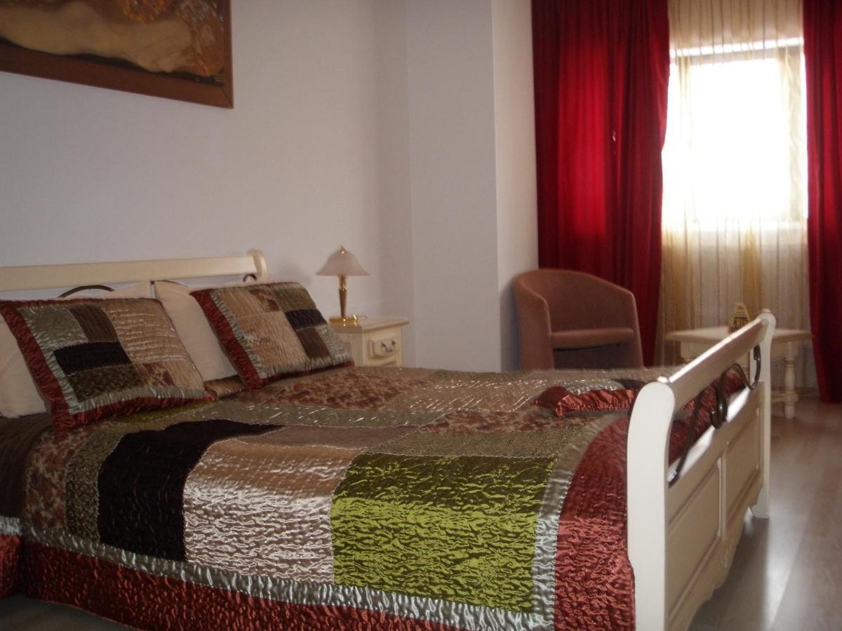 Hotel Tex Club Botoşani Rom bilde